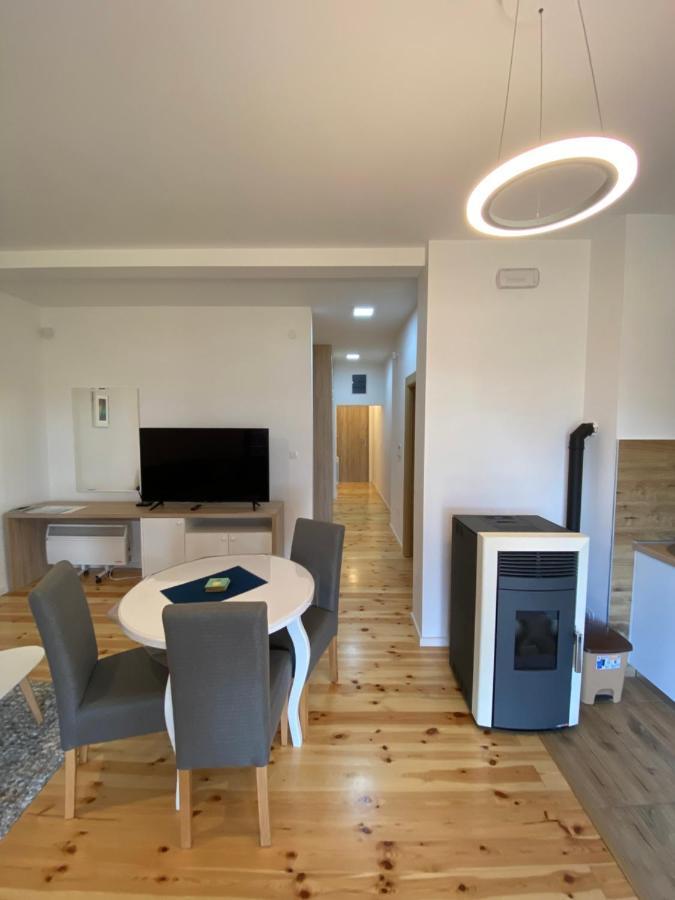 Turisticki Apartmani “Kraljeva Stolica” Žabljak Kültér fotó